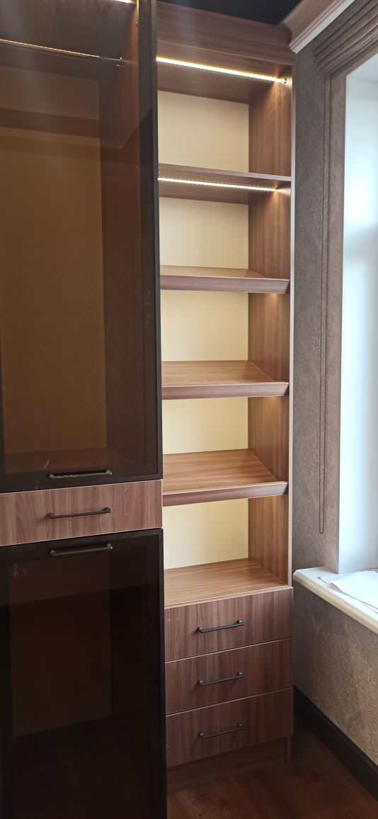 Обложка проекта: Гардеробная комната