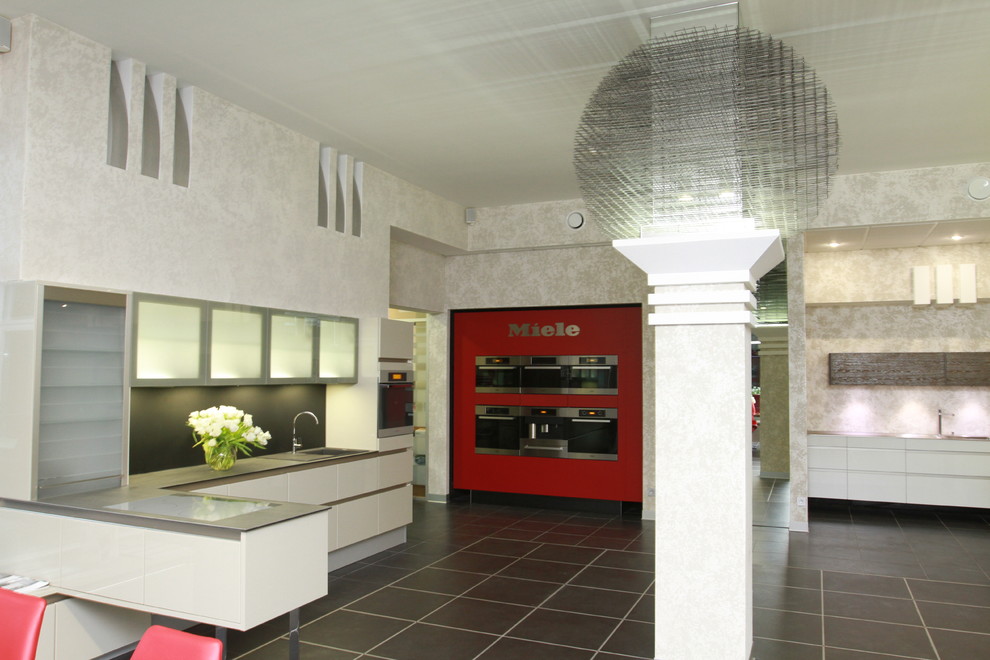 Обложка проекта: Студия АВС