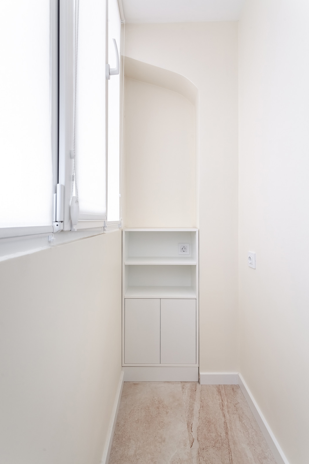 Маленький шкаф на лоджию