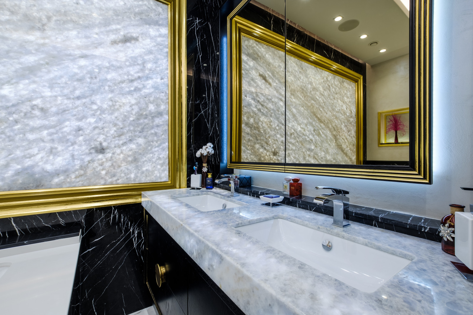 Квартира площадью - 165 м.кв. ЖК "Смольный парк"