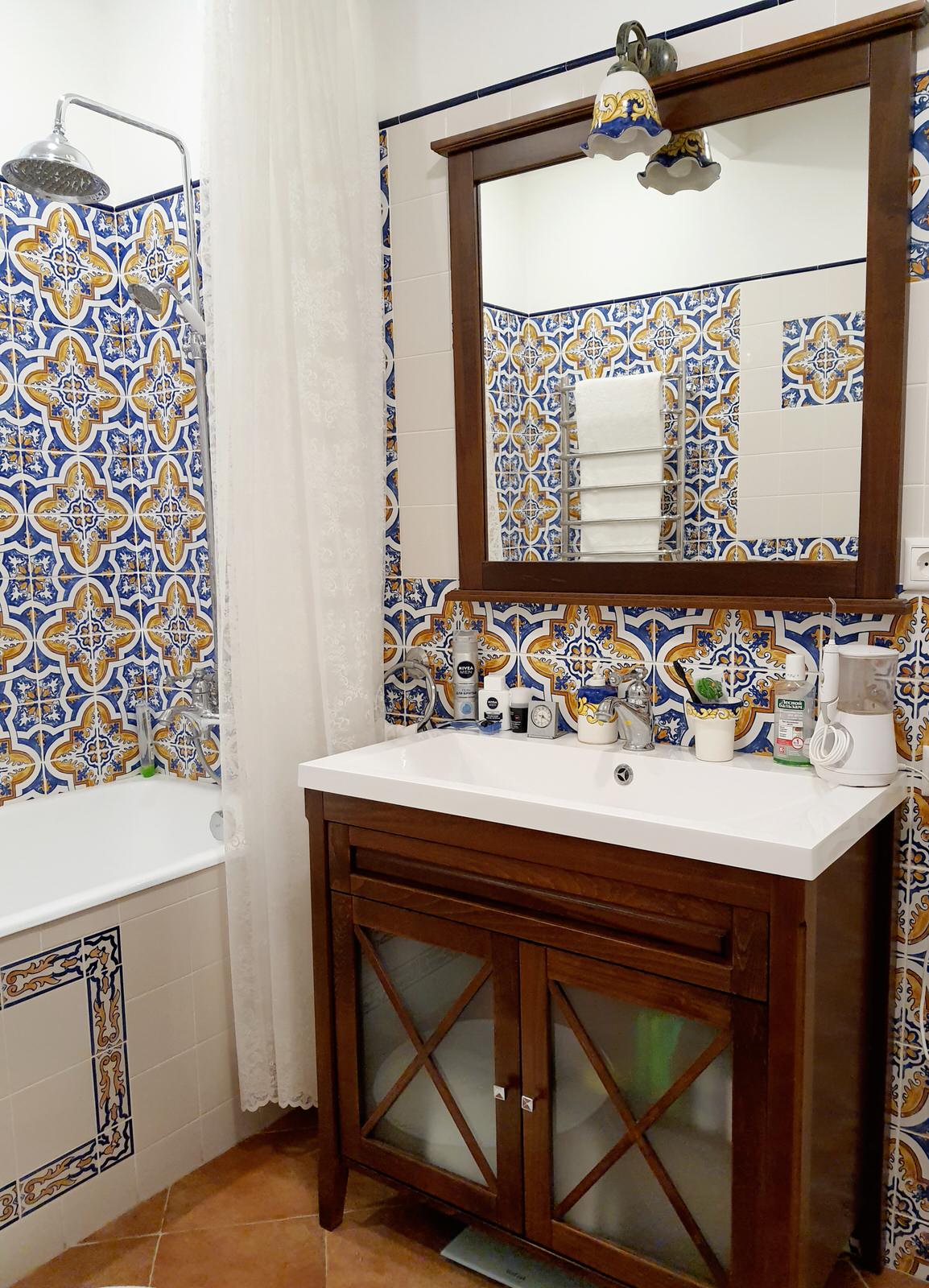 Ванная комната в португальском стиле