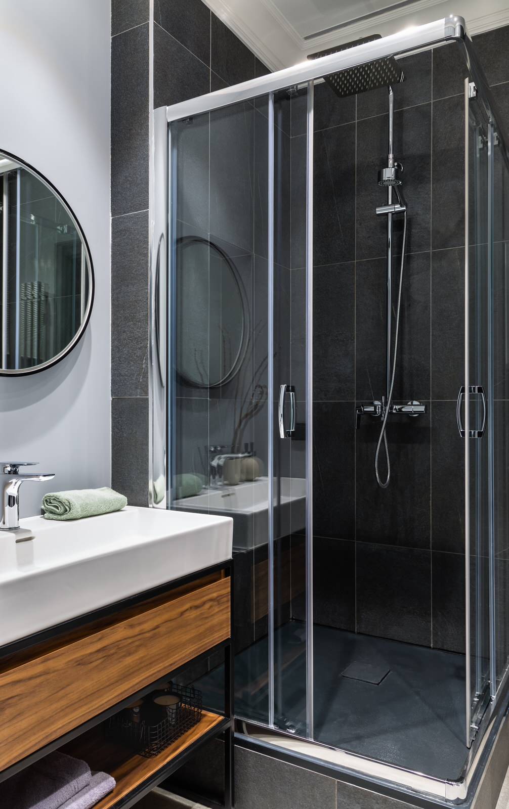 Квартира в старом жилом фонде в центре Москвы.