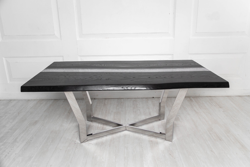 Стол-река из черного ясеня Black Diamond