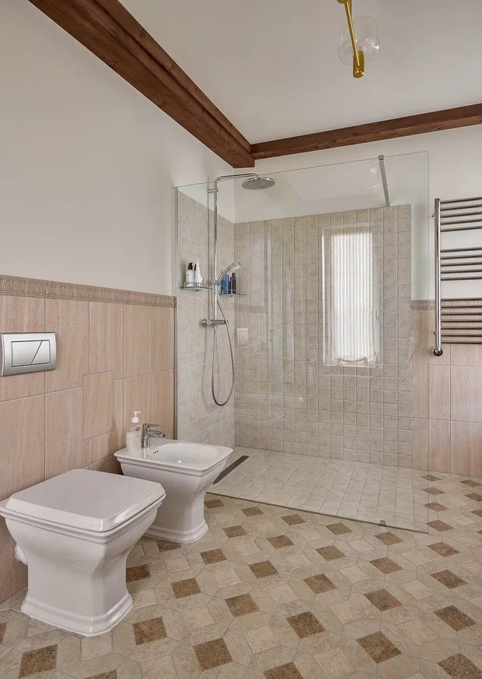 Дом из клееного бруса в стиле шале