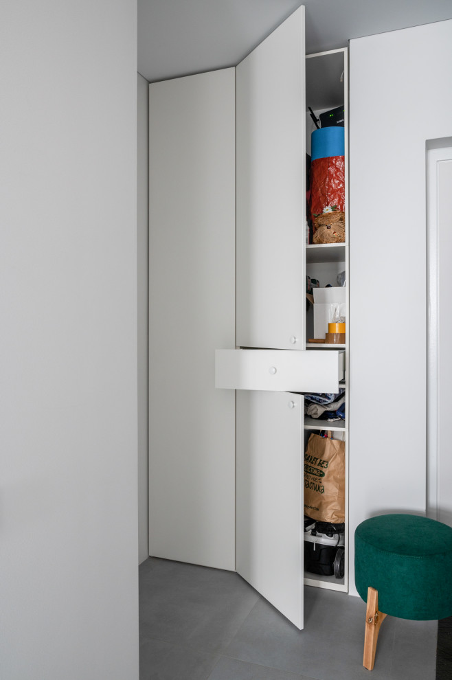 Светлая стильная кухня