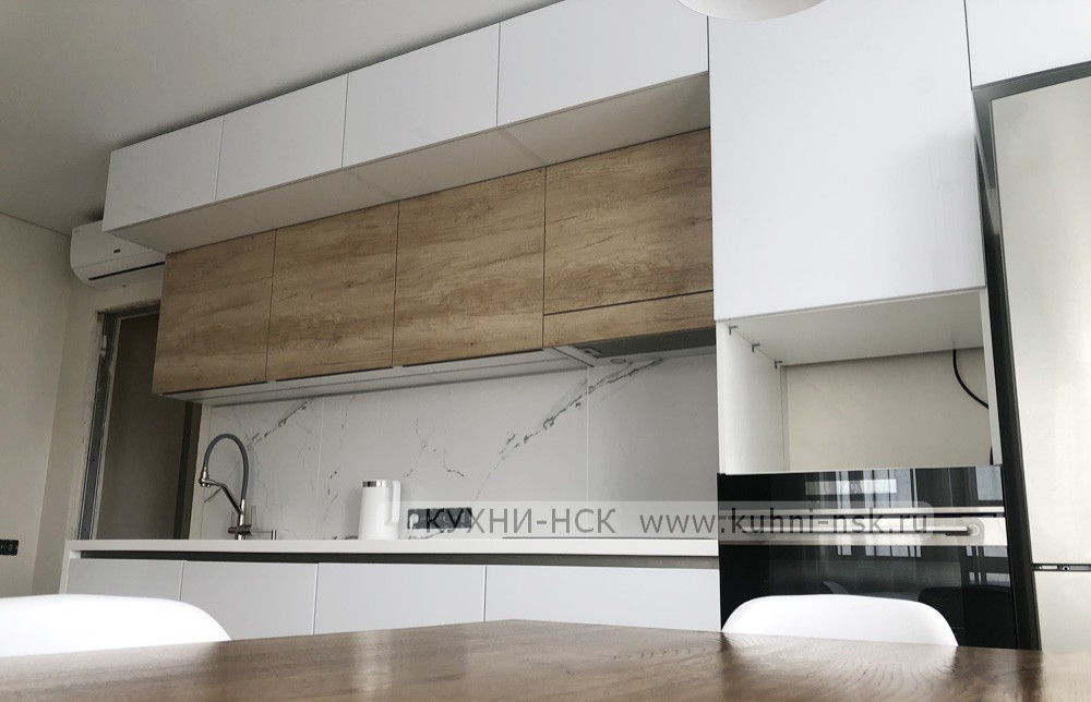 Обложка проекта: Прямая кухня белая с деревом: идеальное сочетание белой кухни и теплого дерева