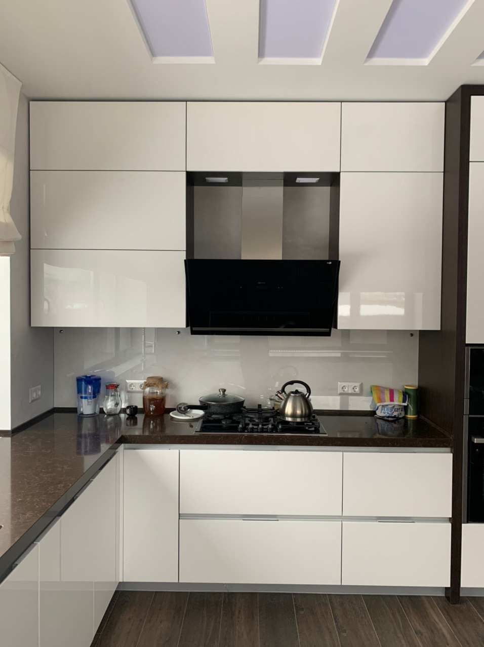 Кухня в современном стиле, пос. Большие Кабаны