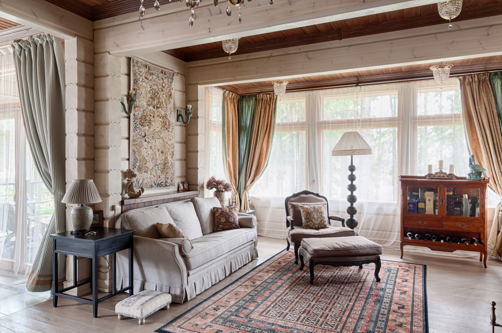 Дом у Медного озера