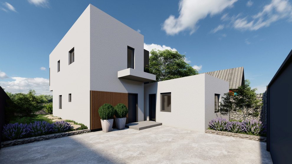 Небольшой дом в Севастополе