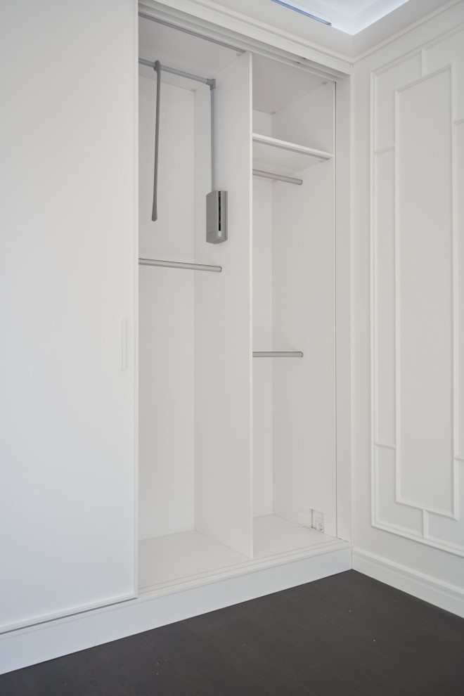 Белый шкаф-купе raumplus