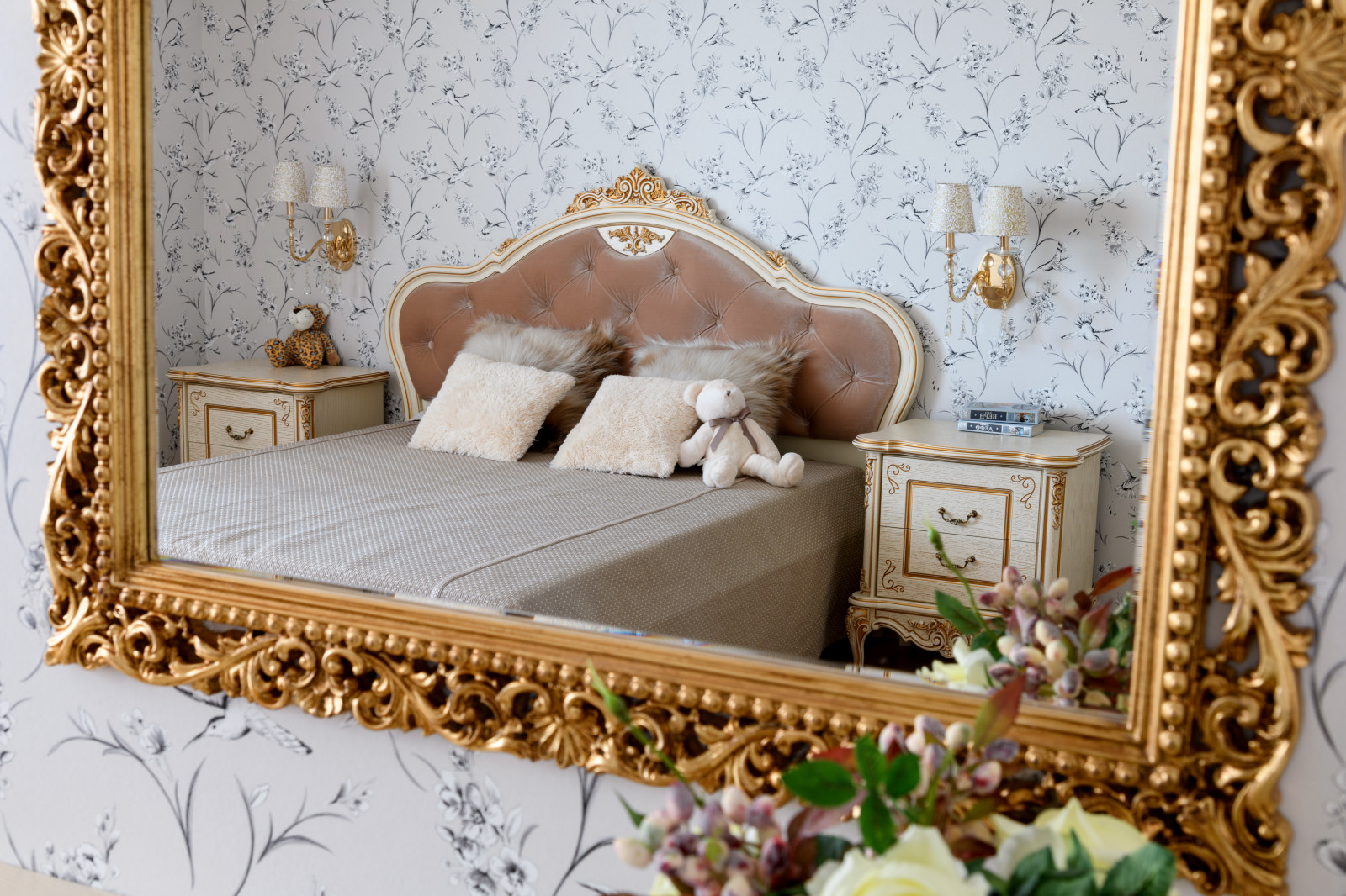 Стильная черно-белая квартира в Новосибирске