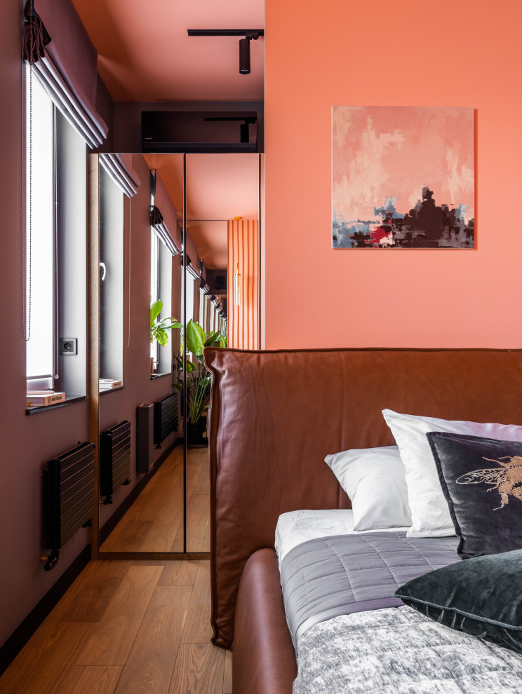 Коралловая спальня