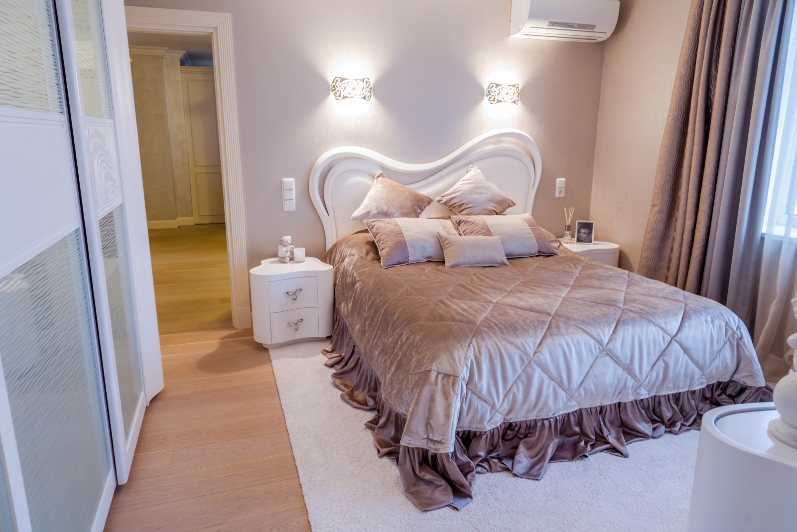 Квартира в стиле Неоклассика (70 кв м)