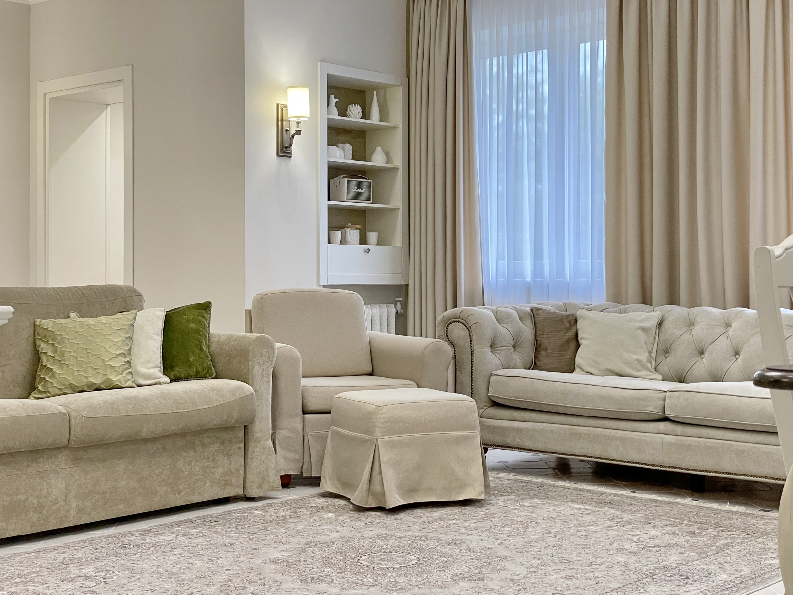 Колониальный фасон