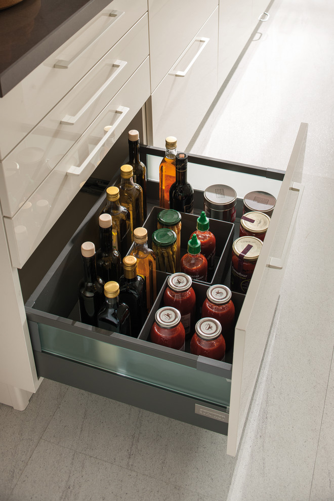 STRASS GLOSS | ARCOS SIGN