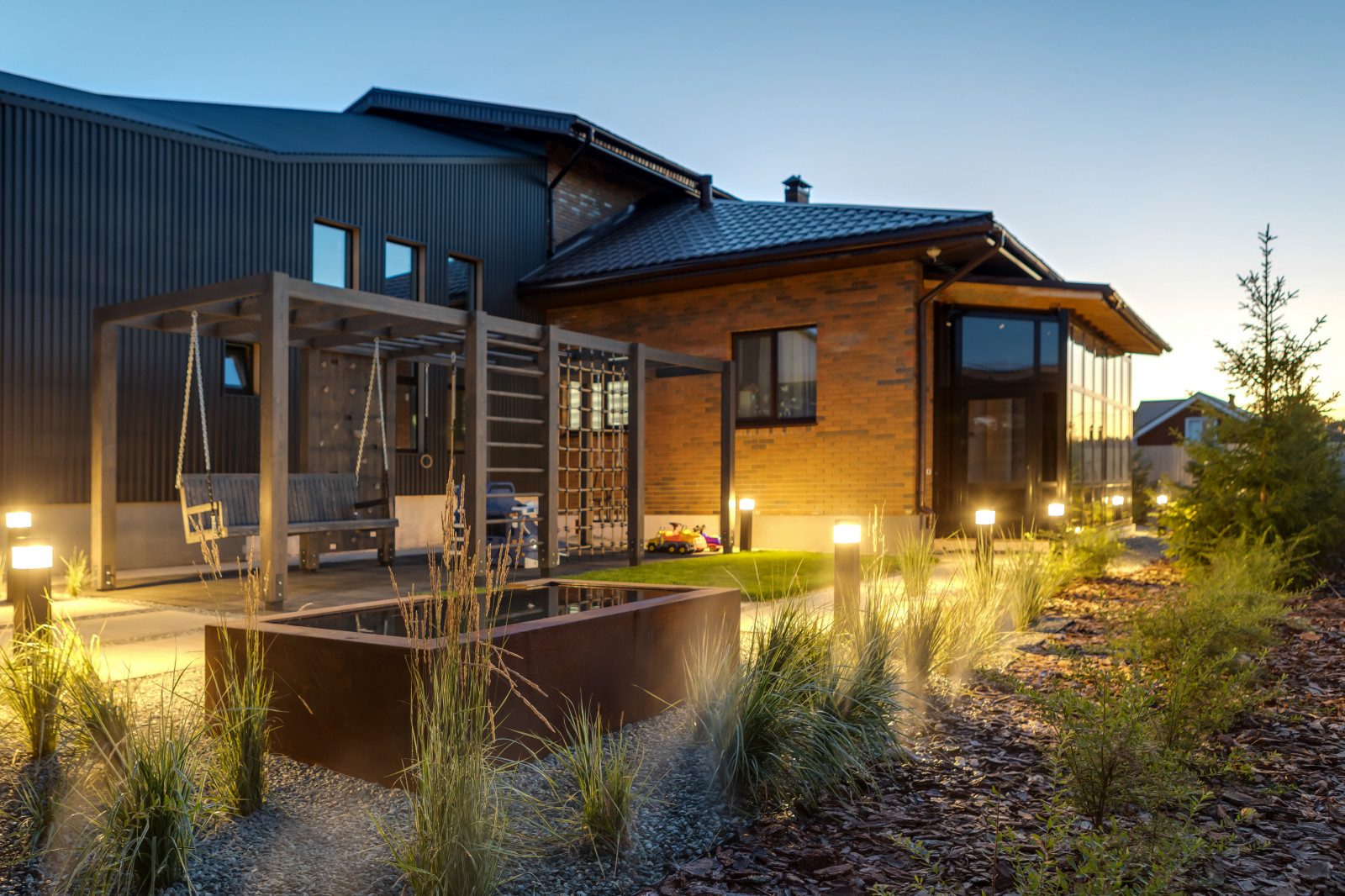 Сад "Порыв ветра" в КП "Тихие зори"