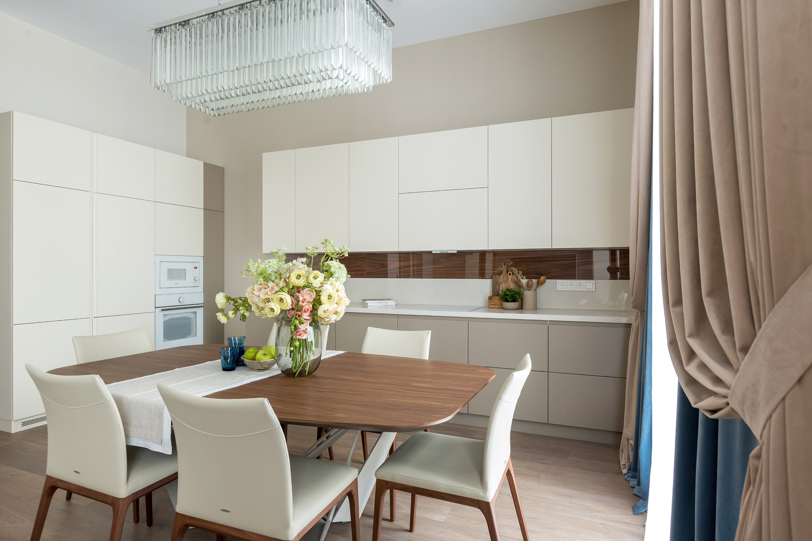 Интерьер квартиры в ЖК MILKHOUSE 170м^2