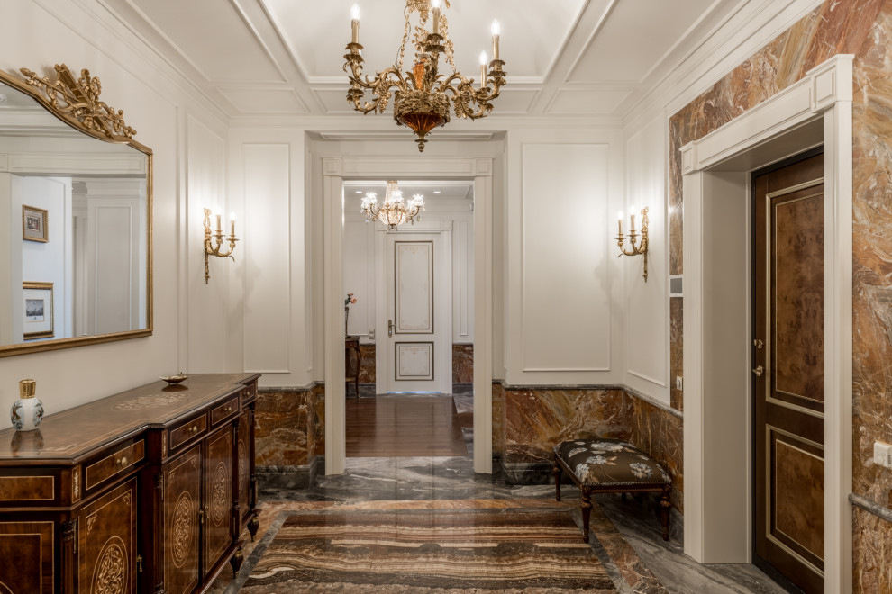 Обложка проекта: Пентхаус в роскошном неоклассическом стиле