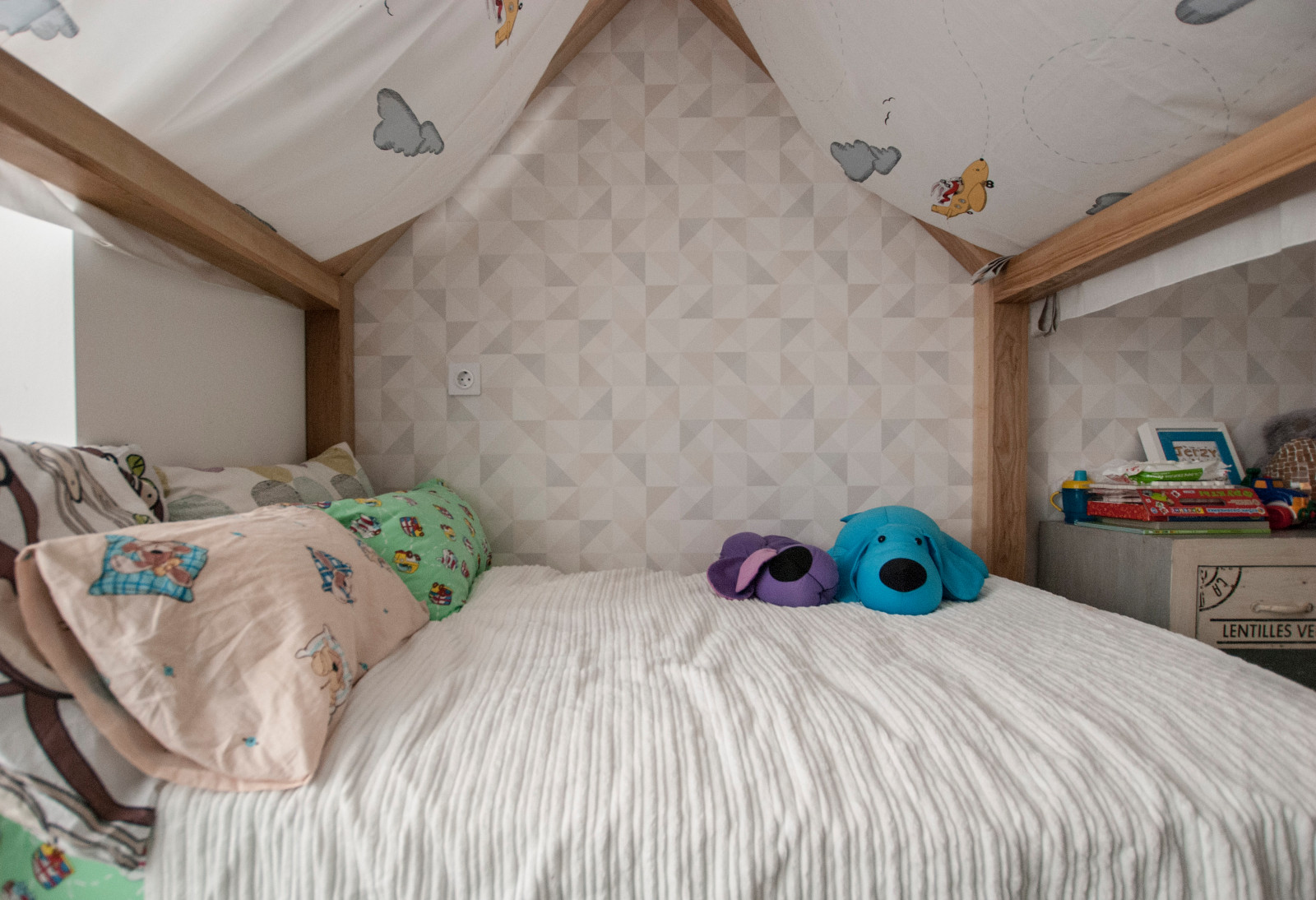 Modern and lignt 140 sq. m. appartment in Saint-Petersburg