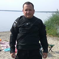 Денис Семенов