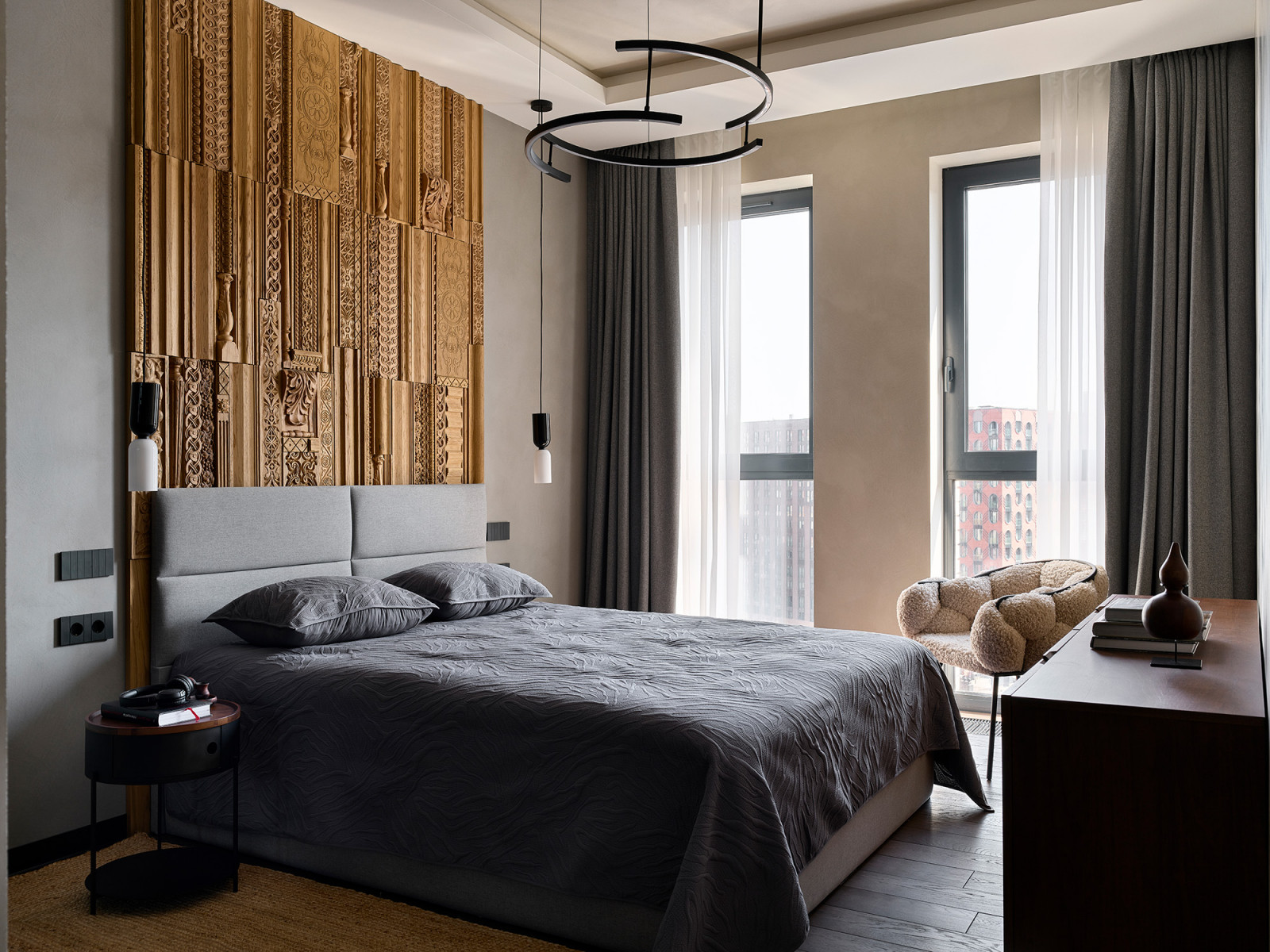 Обложка проекта: Квартира в доме с золотой аркой