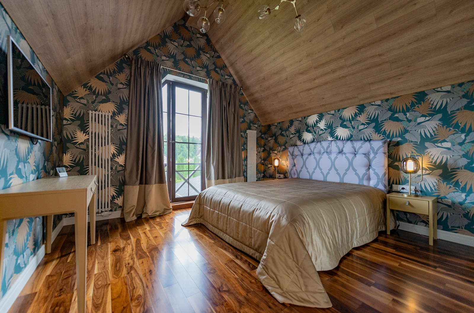 Contemporary House and Sauna