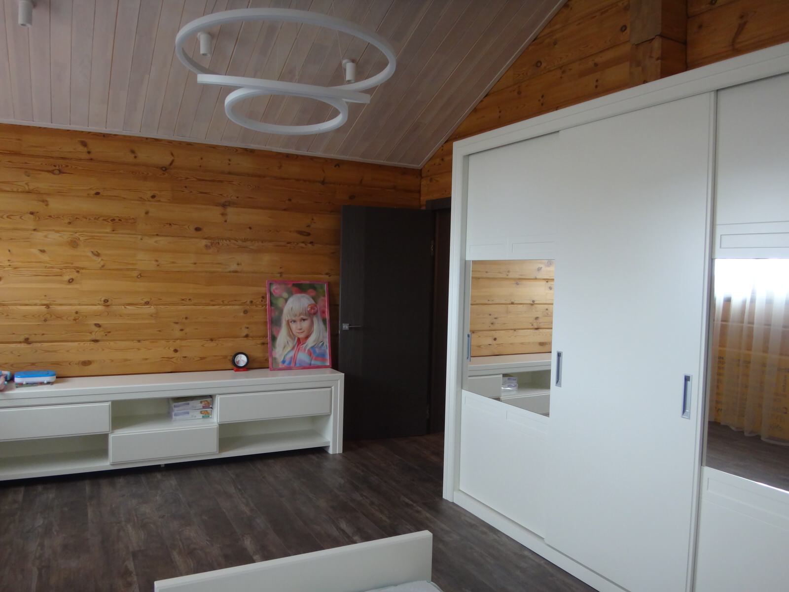 Частный дом из клееного бруса 500 кв.м.  д.Мостовское.