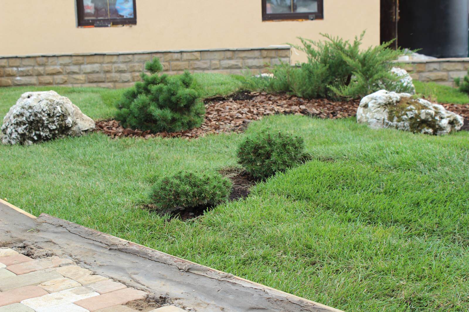 Ландшафтный дизайн участка в д. Зеленый камень (Ижевск)