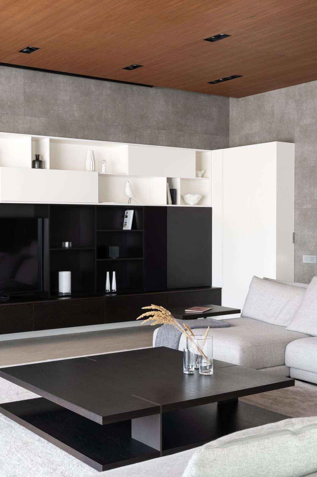 Белый дом на юге России