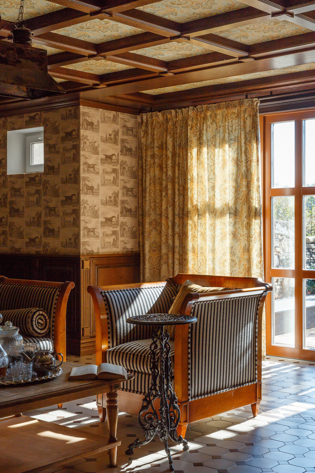 Обложка проекта: Изба в плавнях