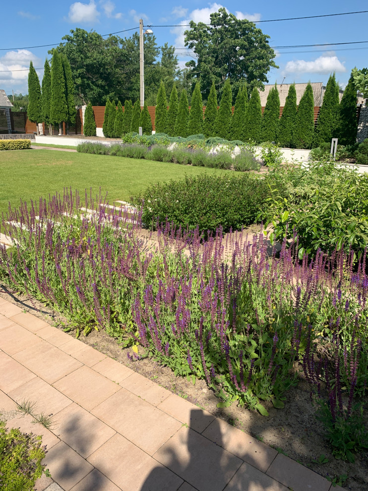 Современный сад для семьи