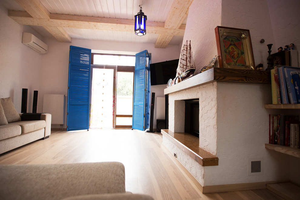 Обложка проекта: Интерьер загородного дома с греческими мотивами. Реализация