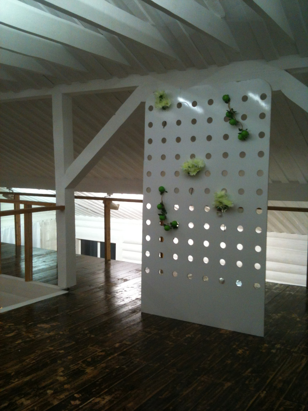 Обложка проекта: Деревянный дом-дача  ручной рубки