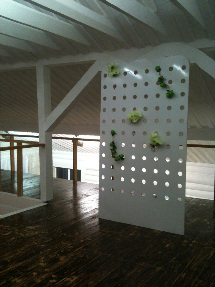 Обложка проекта: Деревянный дом-дача  ручной рубки