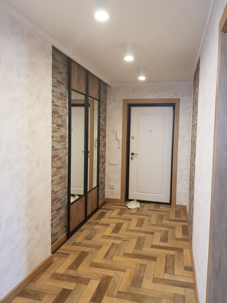 проект квартиры "Дикость_2020" прихожая и гардеробная