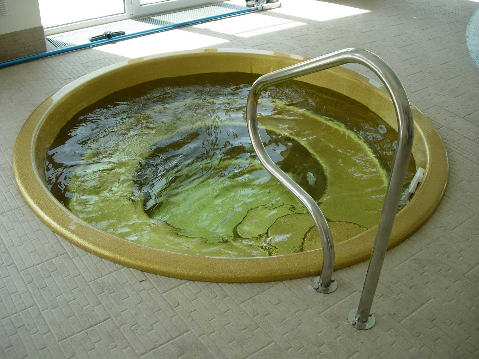 СПА-бассейны, гидромассажные бассейны