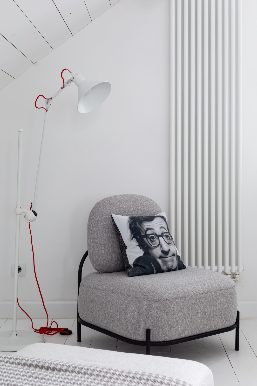 Белая мансарда.