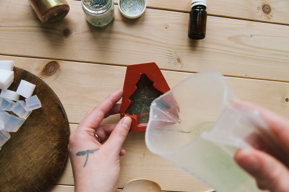 DIY: Новогоднее мыло-елочка ручной работы