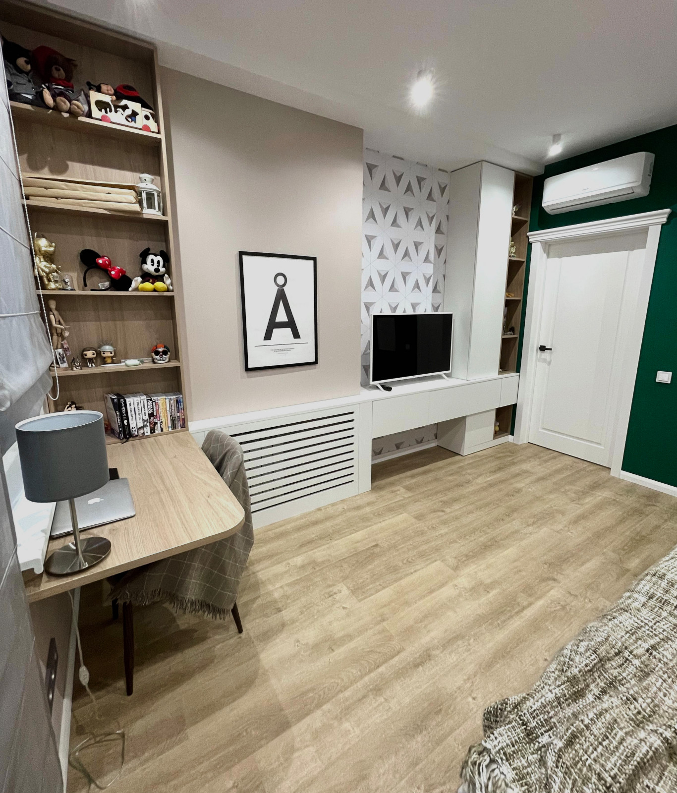 Реализованный проект квартиры с солнечными акцентами.