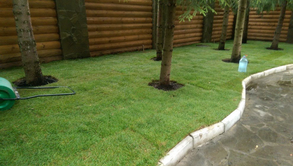 Укладка рулонного газона "под ключ"