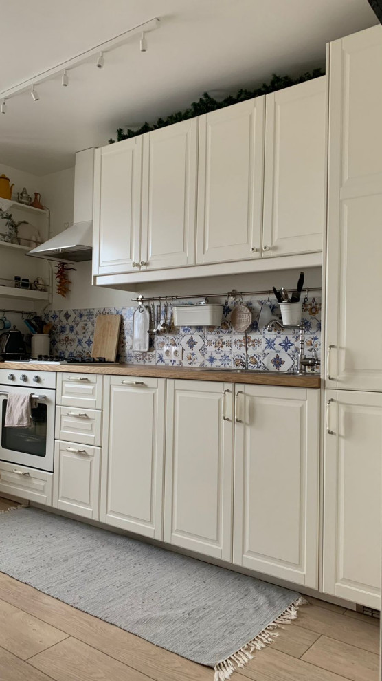 Кухня Яркий Сканди