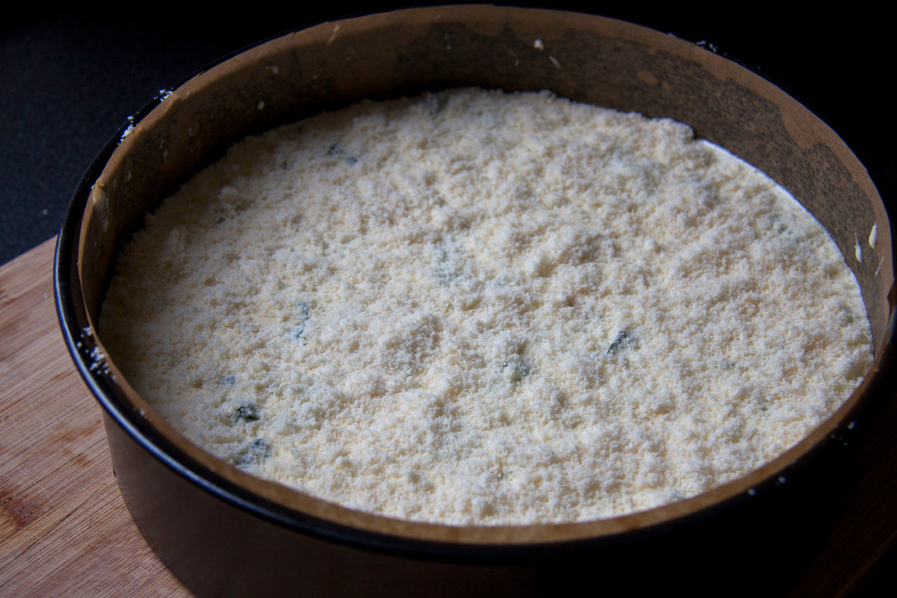 Рецепт: Клафути с кабачками и овечьим сыром