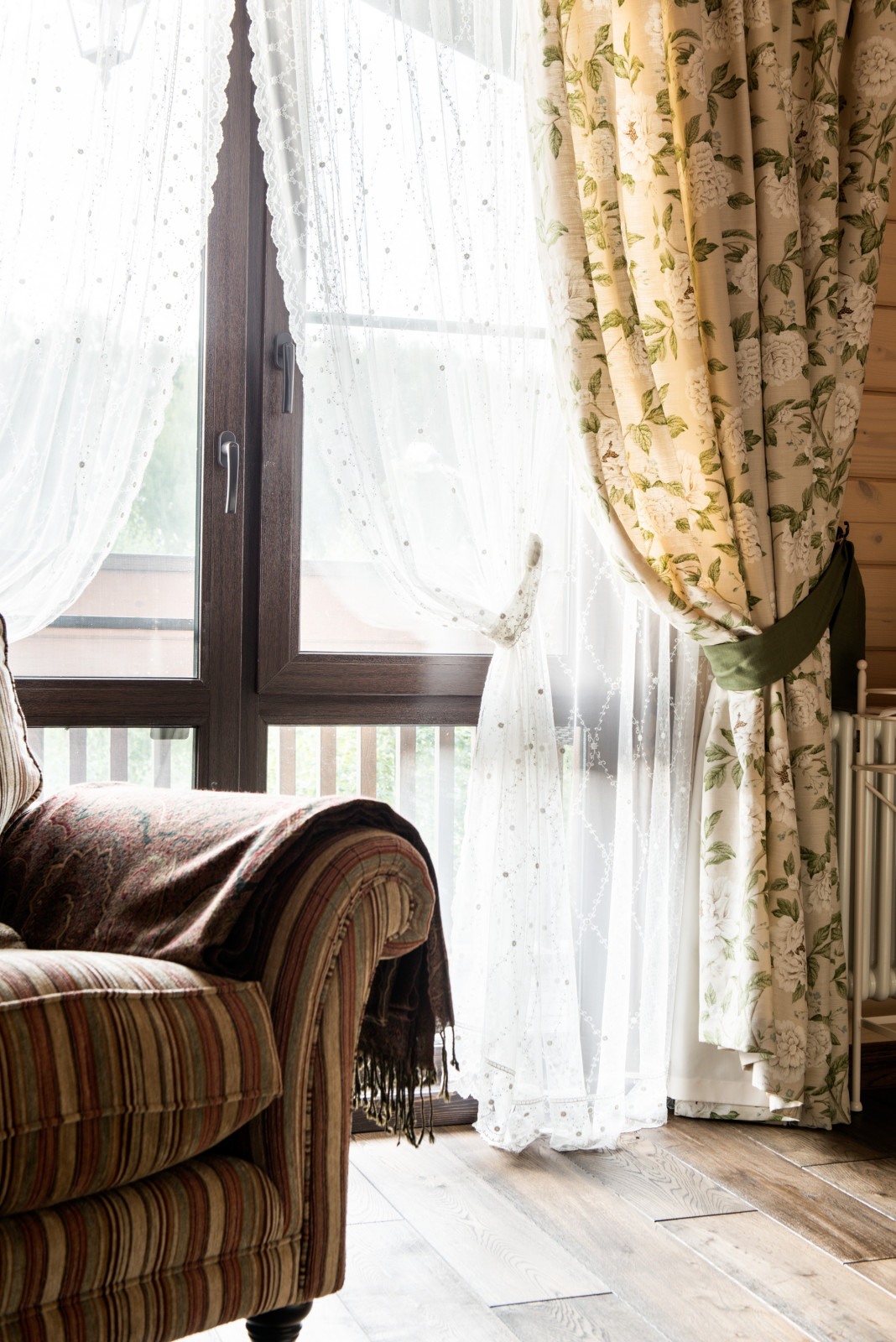 Женская Спальня.