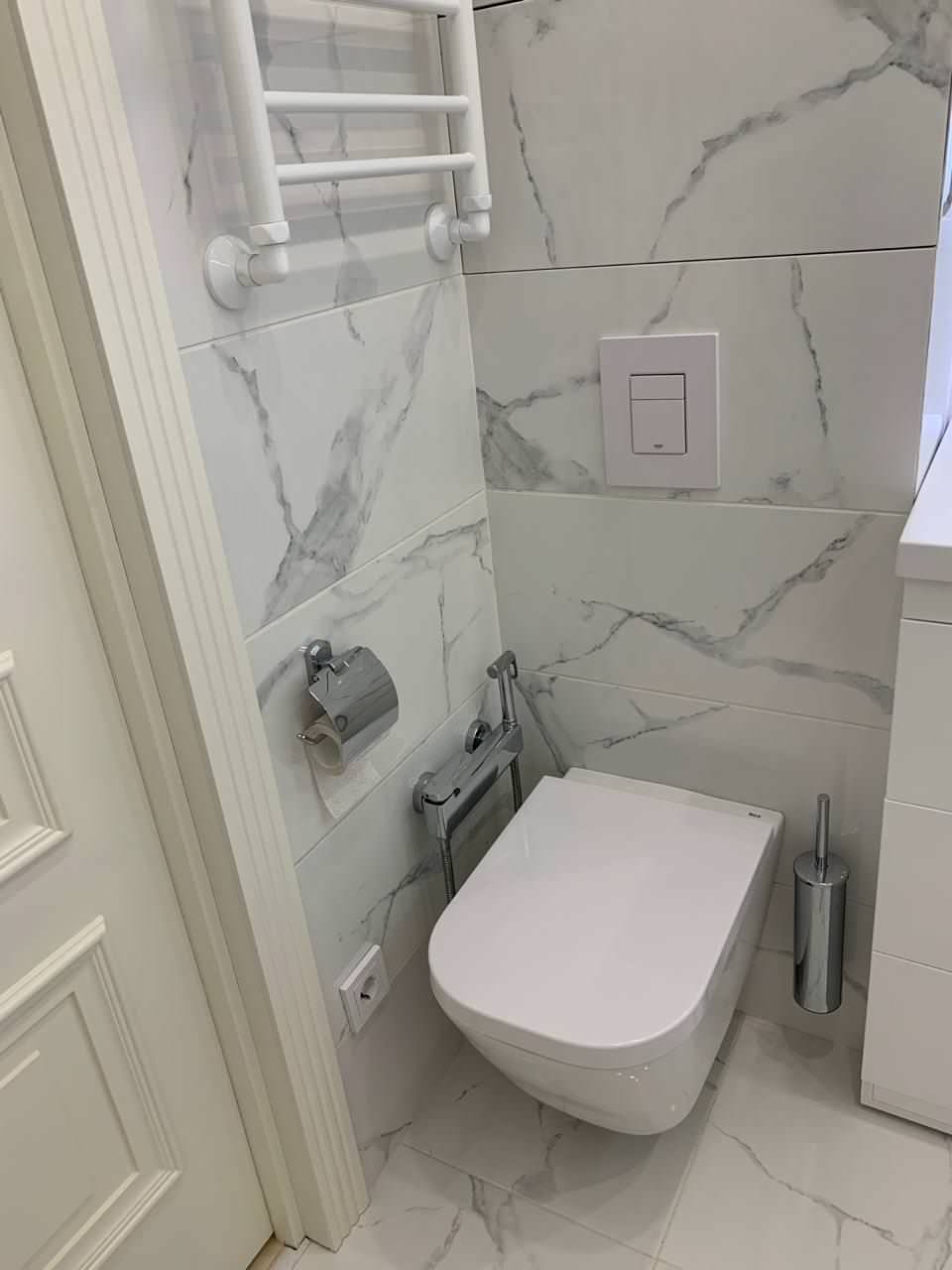 Светлая однокомнатная квартира в неоклассическом стиле