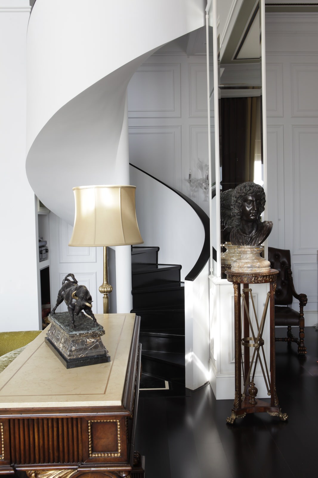 Обложка проекта: Лестница винтовая