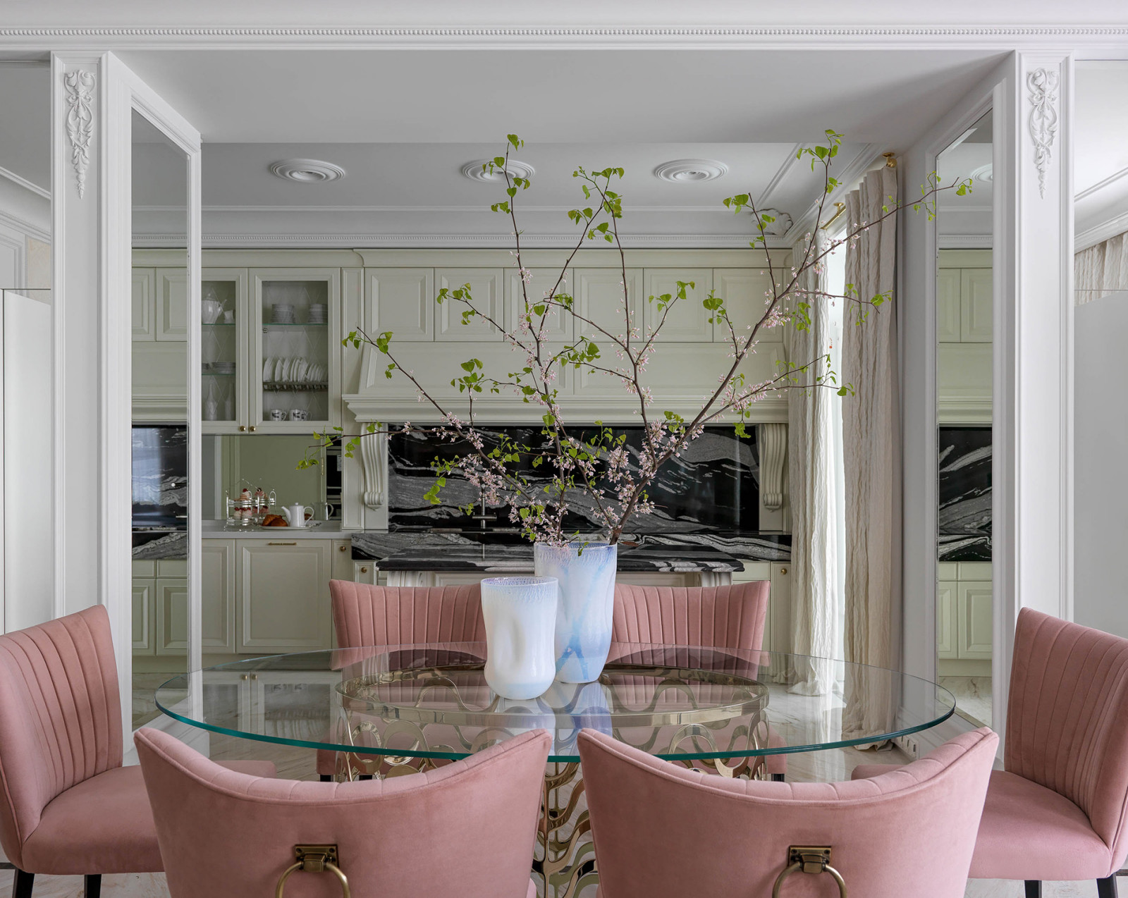 Apartment with exquisite taste