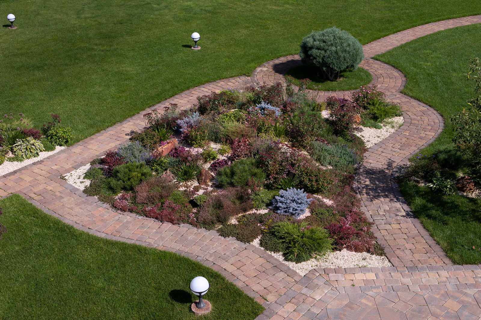 Ландшафтный дизайн приусадебного участка