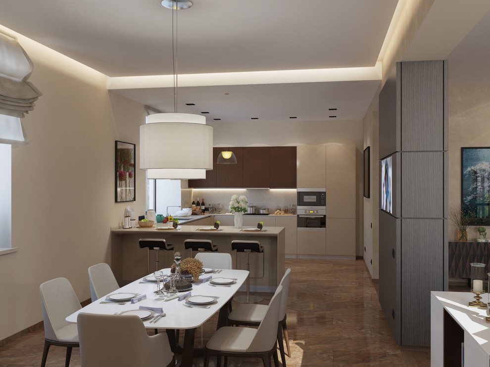 Современный дом в сосновом лесу