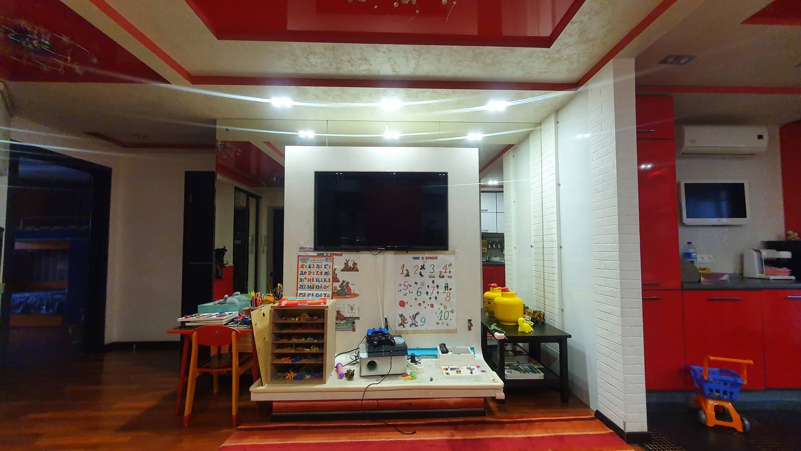 Из красного подвала в воздушный минимализм