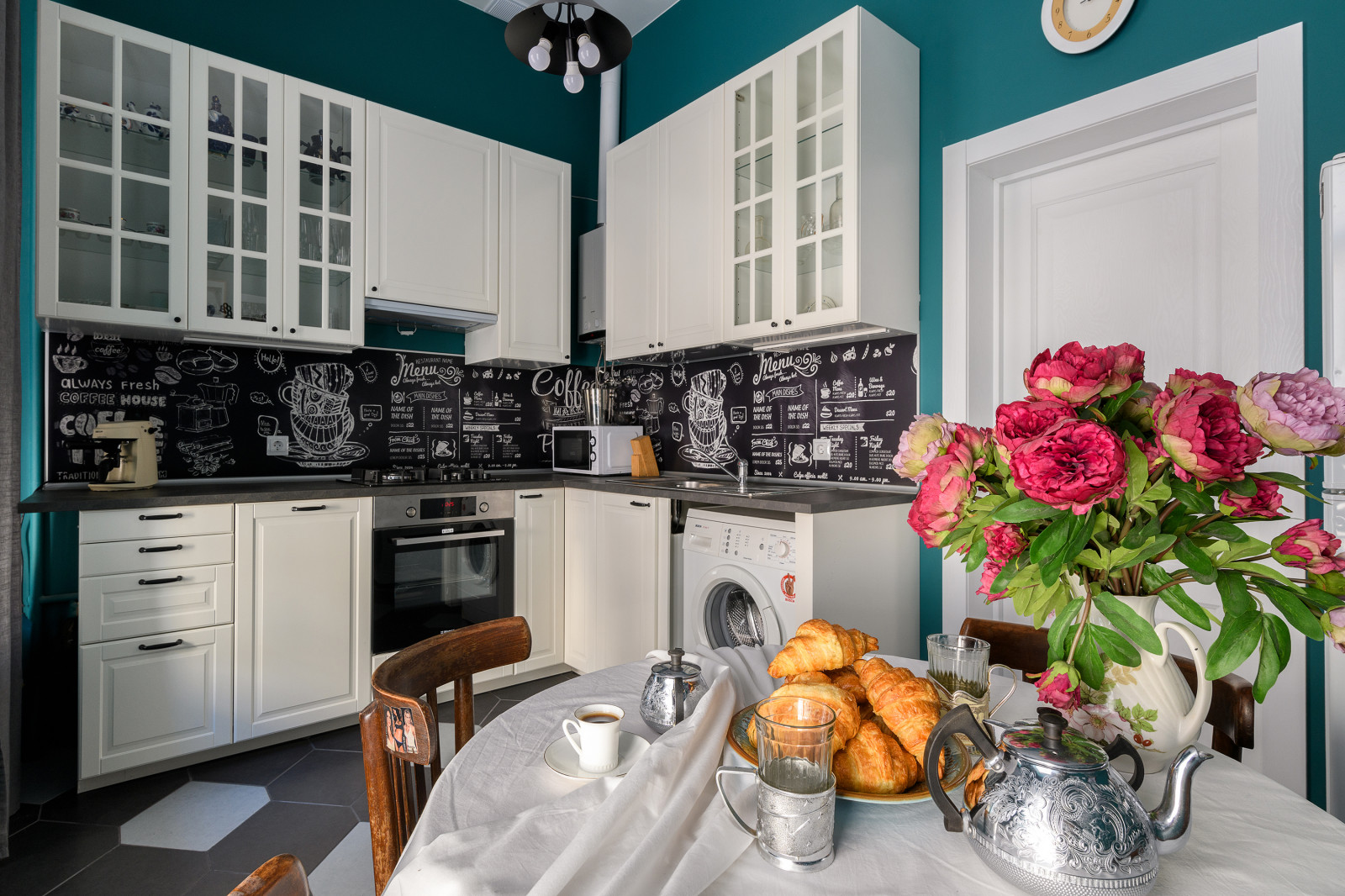 2х-комнатная квартира в аренду в центре Петербурга